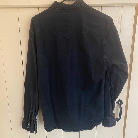Levi’s Western Shirt - Picture 3 of 3